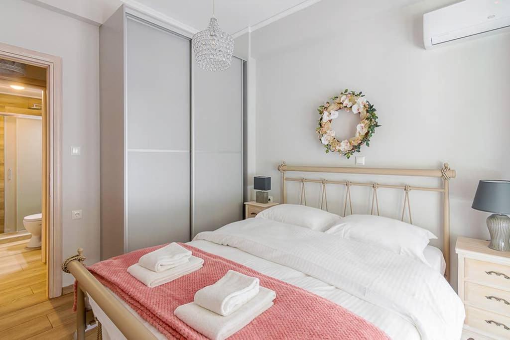 Bright Apartment For 6 Ppl In Athens Exterior photo