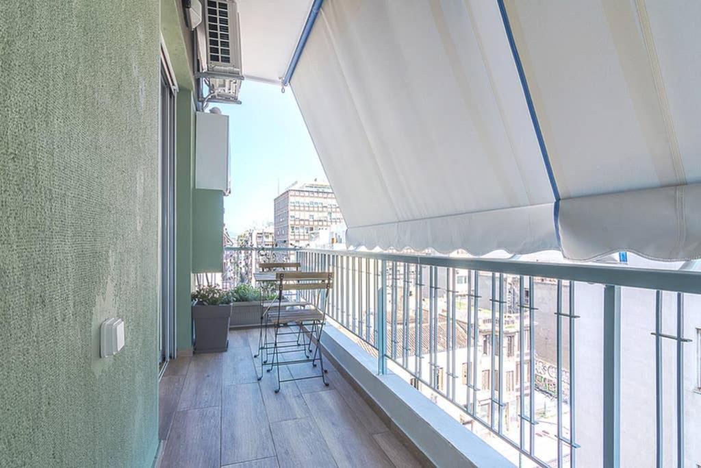 Bright Apartment For 6 Ppl In Athens Exterior photo