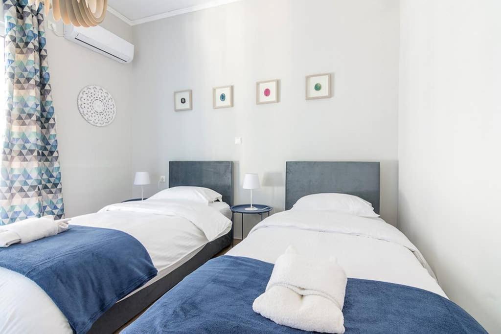 Bright Apartment For 6 Ppl In Athens Exterior photo