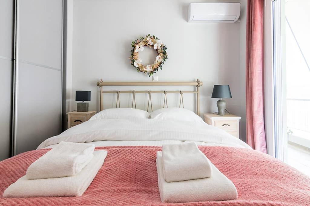 Bright Apartment For 6 Ppl In Athens Exterior photo